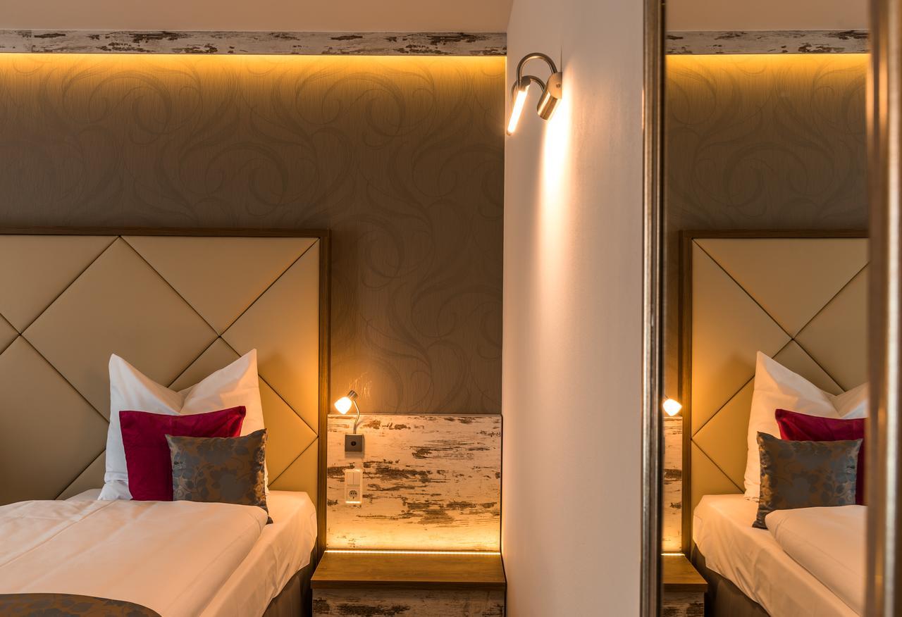 הלברשטאדט Hotel Allegro מראה חיצוני תמונה